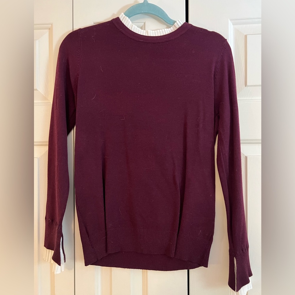 Maroon sweater